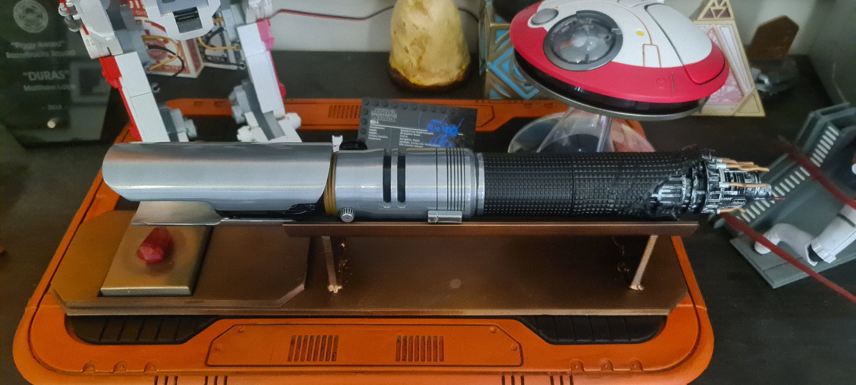 Replica Savi's Lightsaber Build Stand - Etsy