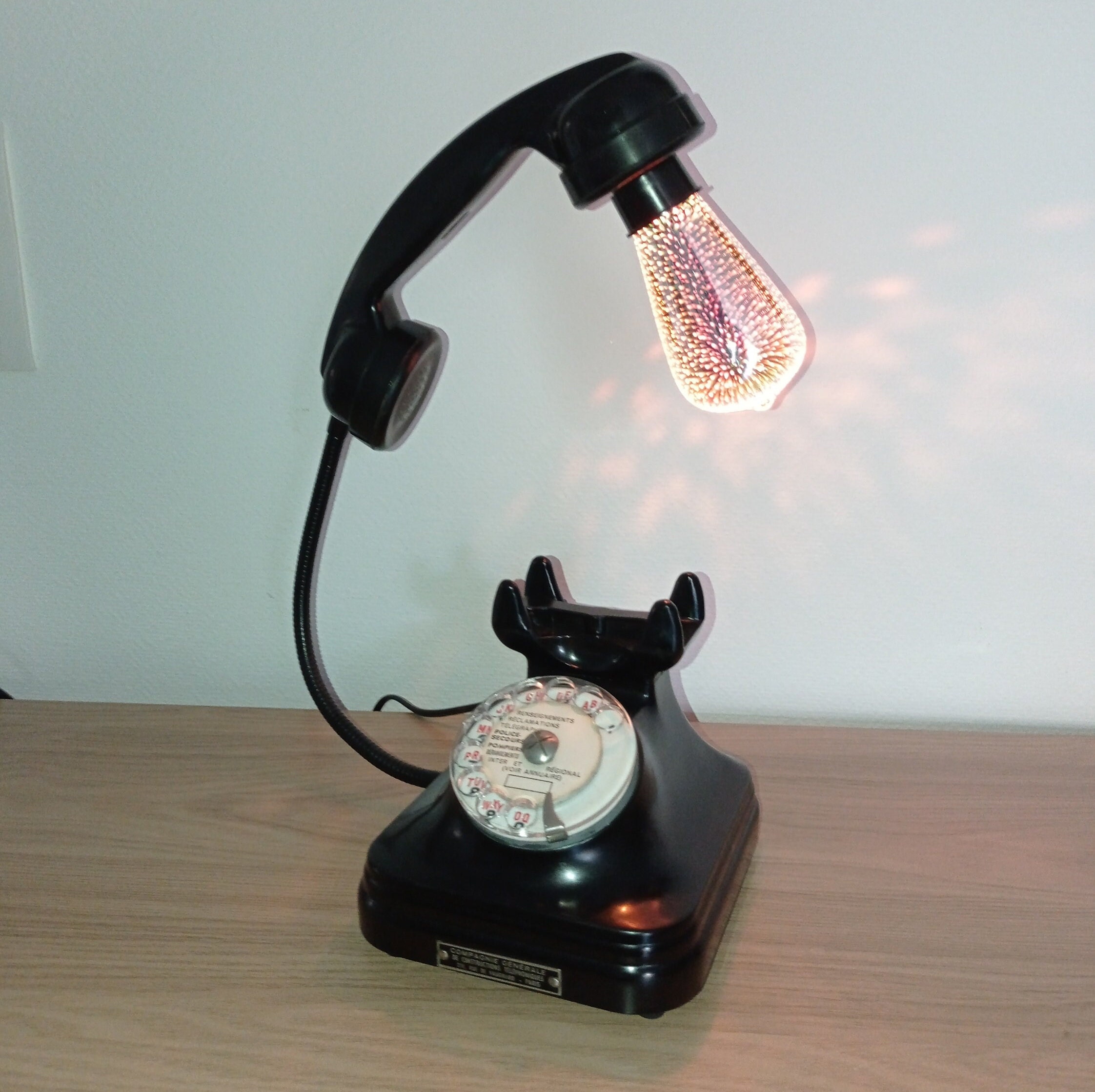 Lampe Téléphone Vintage Rétro Bakélite Noire Cgtc de 1953