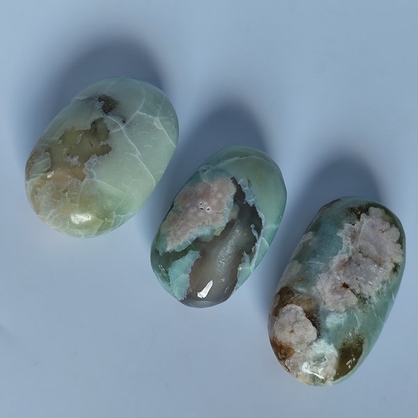 Green Flower Agate Palm Stones