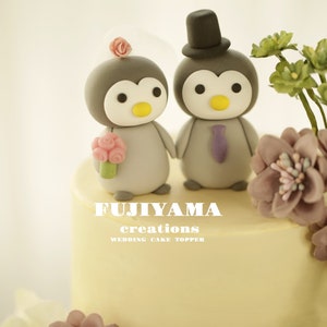 penguin wedding cake topper,handmade penguin couple cake topper,love birds cake topper,birthday cake topper,bride and groom cake topper