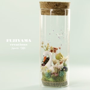 Puppenhaus Miniaturen,Blumen Terrarium,handgefertigte Flasche Kunst Dekor,Japanische Kunst,Valentinstag Geschenk,Geschenk für Sie,Geschenk Freundin,E108