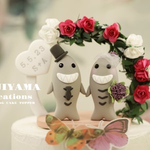shark lover wedding cake topper,shark couple bride and groom cake topper,handmade shark cake topper,custom cake topper,birthday cake topper