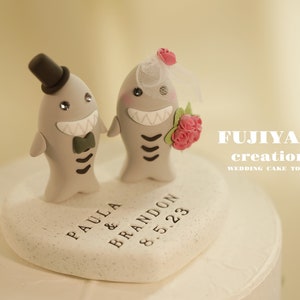 shark lover wedding cake topper,shark couple bride and groom cake topper,handmade shark cake topper,custom cake topper,birthday cake topper