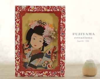 Handmade Japanese Geisha Maiko Wall Art,chiyogami kimono girl wall art,Geiko Home Decor,Japan Traditional Geisha Portrait Frame Art,J305