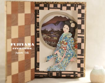 Handmade Japanese Geisha Maiko Wall Art,chiyogami kimono girl wall art,Geiko Home Decor,Japan Traditional Geisha Portrait Frame Art,J319