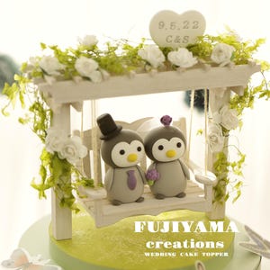 penguin wedding cake topper,handmade penguin couple cake topper,love birds cake topper,birthday cake topper,bride and groom cake topper