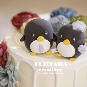 penguin wedding cake topper,handmade penguin couple cake topper,love birds cake topper,birthday cake topper,bride and groom cake topper