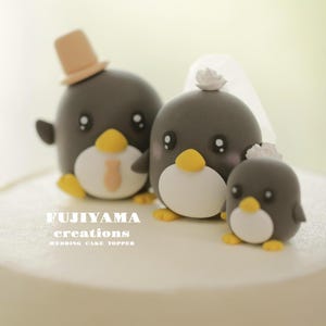 penguin wedding cake topper,handmade penguin couple cake topper,love birds cake topper,birthday cake topper,bride and groom cake topper