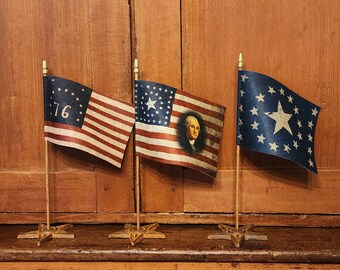 Set Bandiere Da Scrivania 4x6 - Bandiera Indiana + Bandiera USA America Con Supporto Oro - Foto 5