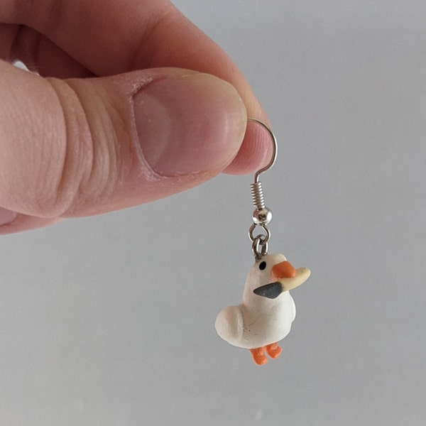 Knife Goose Earrings, Goose Video Game Earrings, Untitled Goose Game Jewelry, Goose With Knife, Video Game Jewelry, Gifts for teens