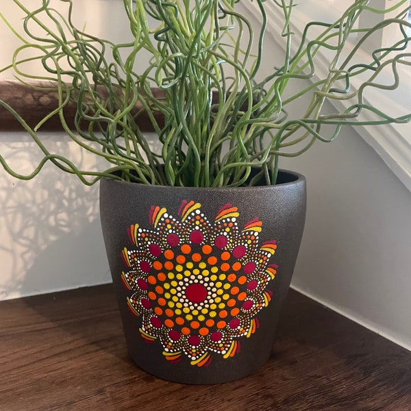 Hand painted Indoor Terra cotta Mandala Pot Planters |New Home gift| Gift for plant lovers | Gift for Mom| Flower Pot