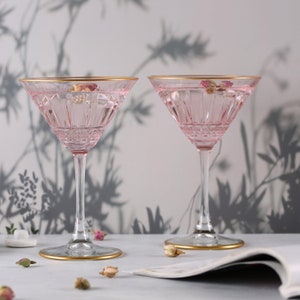 BOROSILICATE GLASS COCKTAIL GLASS - Pink