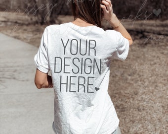Bella Canvas 3001 wit shirt achterkant mockup: natuur buiten (digitale download)