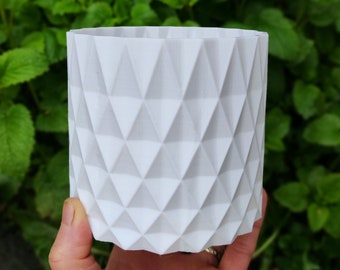 3D Printed Geometric Planter Pot: Eco-Friendly Home Decor