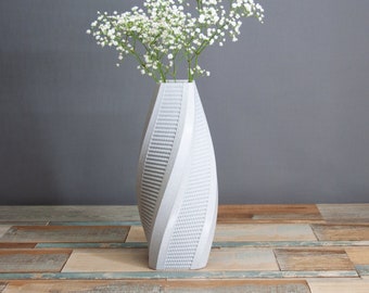 Nordic Styled vase, 3D printed vase, original and modern home décor, gift for her, original, eco-friendly, mothers day gift, flower vase