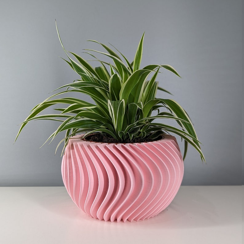 Minimalist Fluted Planter Pot, indoor plant pot, 3D Printed, home décor, eco-friendly, mothers day gift, many colours and sizes Pink