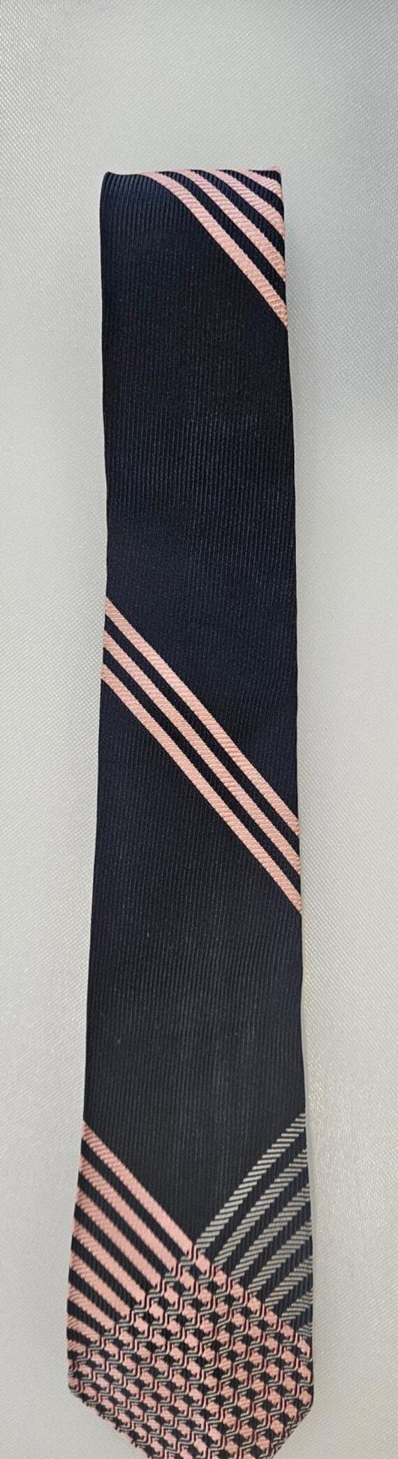 Vintage Necktie View 2