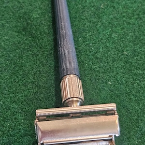 Vintage Gillette - 1968 Gillette Knack Slim Twist Blue