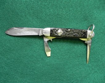 Vintage Camillus Pocket Knife Official Boy Scouts 3 Blade.