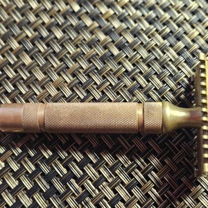Rasoir de sûreté Gillette en laiton vintage 1932 - RÉÉDITION PAT. NON. 17567