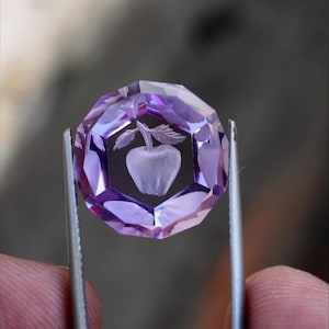 Kamień szlachetny o szlifie fantasy, Różowy ametyst - 11,40 ct, kamień szlachetny o szlifie fantasy, pierścionek z kamieniem szlachetnym o szlifie fantasy, pierścionek z kamieniem szlachetnym o szlifie fantasy, klejnot o szlifie fantasy, rzeźba fantasy