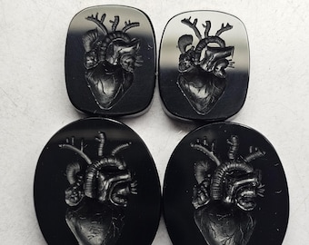 Pietra preziosa a forma di cuore intagliata in agata nera, pietre anatomiche a forma di cuore intagliate a mano per gioielli