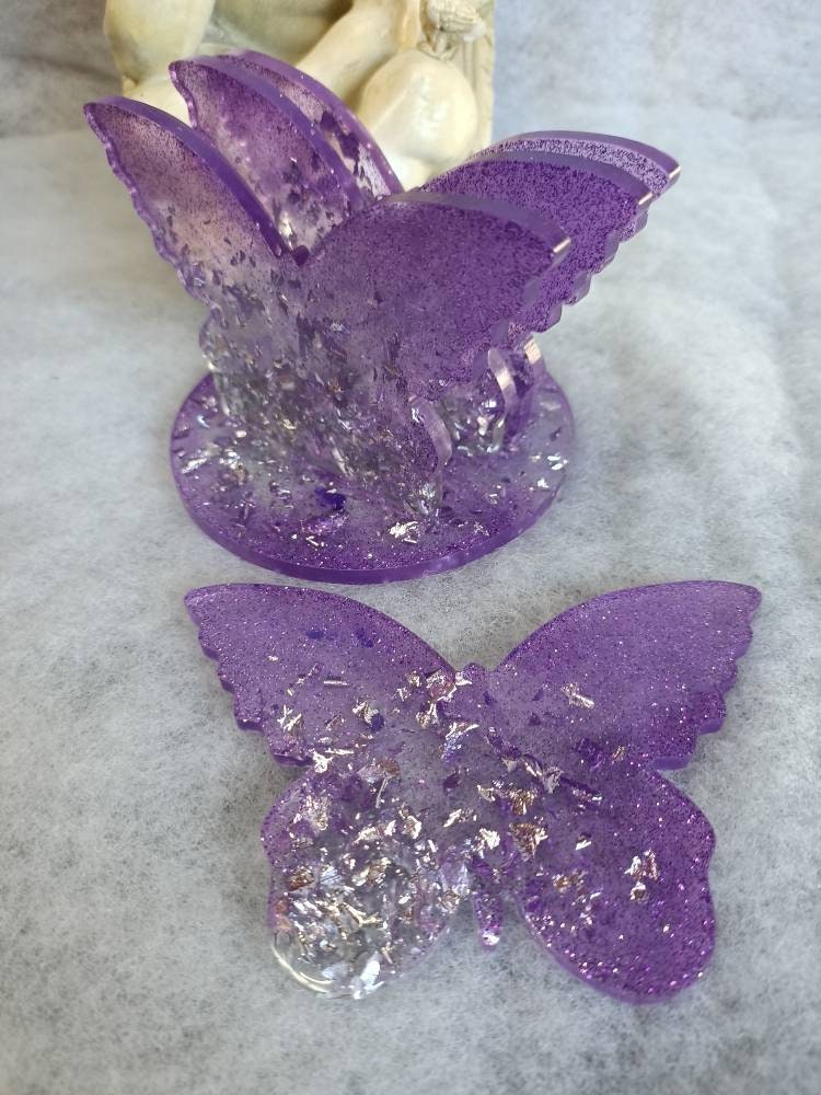 Dessous de Verre en Résine Papillon et Son Support Violet Feuille Argent. Utile Décoratif