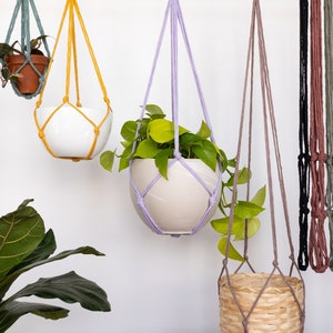 Simple No Tassel Macrame Plant Hanger, No Tail Plant Hanger, Plant Hanger Without Tail, No Tassle Hanging Planter, Minimalist Plant Hanger