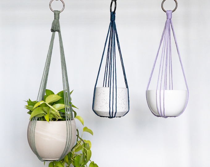 No Tassel Macrame Plant Hanger, No Tail Hanging Planter,  Hanging Plant Holder, Indoor Plant Hanger, Pet friendly plant hanger, Hanging Pot