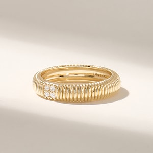 Eternity Line Wedding Band, 14k Gold Dome Ring Women, Solid Gold Vertical Line Ring, Ribbed Gold Marriage Ring, Tiny Natural Diamond Ring