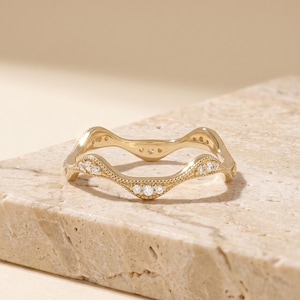 14K Solid Gold Wavy Wedding Band, Vintage Milgrain Diamond Eternity Ring, Minimalist Organic Wave Nesting Band, Modern Crown Promise Ring