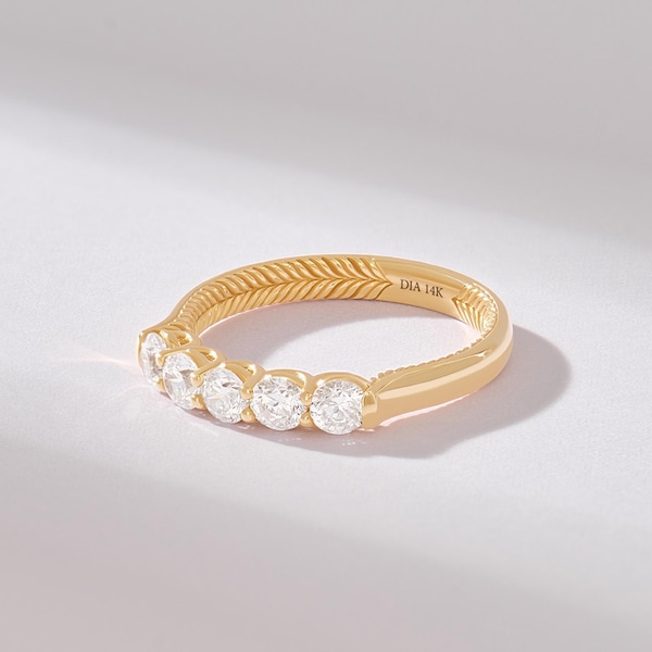 14K Solid Gold 5 Diamonds Wedding Band, Minimalist Lab Diamond Promise Ring, Modern Bridal Stackable Ring, Anniversary Gift For Her