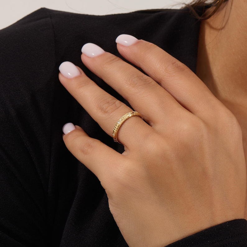 14K Solid Gold Vintage Diamond Wedding Band, Rhombus Pattern Geometric Gold Ring, Stackable Bridal Band, Anniversary Gift For Her imagen 2