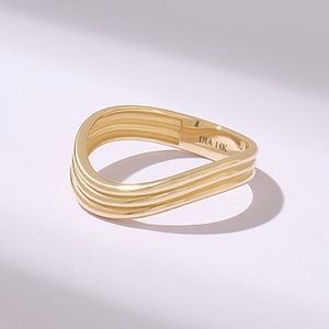 14K Solid Gold Curved Ring Enhancer – Wave Ring Guard for Engagement Ring
