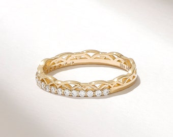 Diamond Celtic Wedding Ring, 14k Womens Minimalist Wedding Band, Irish Bridal Ring, Solid Gold Vintage Band, Her Unique Knot Eternity Rings