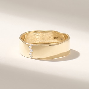 14K Gold Diamond Wedding Band Wavy Pave Diamond Ring for Women Unique Wedding Ring Cigar Band 18k Gold Ring Jewelry Gift for Wife Birthday