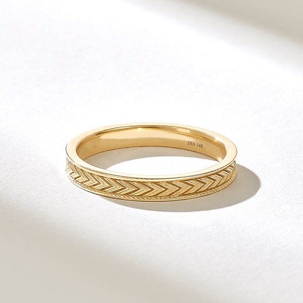 14k Pfeil Eternity Ring, Solid Gold Minimalist Wedding Band, Herringbone Passender Ring, Herren 2.80MM Strukturierte Band, Damenring