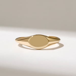 14k Gold Signet Ring, Solid Gold Engraved Rings for Women, Custom Pinky Ring, Dainty Initial Ring, Monogram Ring, Handmade Jewelry Gifts