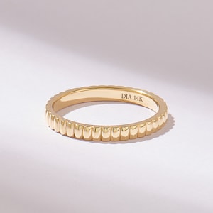 Solid Gold Ribbed Wedding Band, Mens Gold Band, Womens Gold Band, Minimalist Band Ring, Thin Marriage Ring, Stacking Wedding Ring
