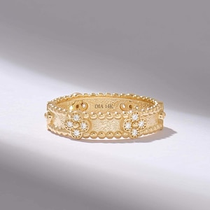 14K Gold Beaded Flower Diamond Wedding Band, Textured Floral Ring for Women