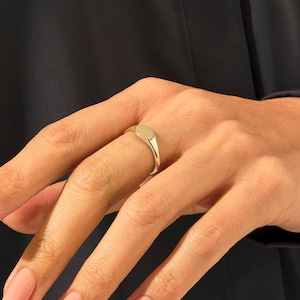 14k Gold Signet Ring, Solid Gold Engraved Rings for Women, Custom Pinky Ring, Dainty Initial Ring, Monogram Ring, Handmade Jewelry Gifts
