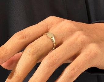 Anel de sinete de ouro 14k, anéis gravados em ouro maciço para mulheres, anel mindinho personalizado, anel inicial delicado, anel com monograma, joias artesanais para presente