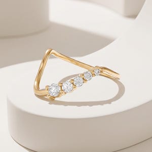 Anillo de oro macizo de 14 k con diamantes y ondas • Alianza de boda con diseño de chevron curvo para mujer • Anillo apilable con contorno único • Elegante joya para regalo de novia