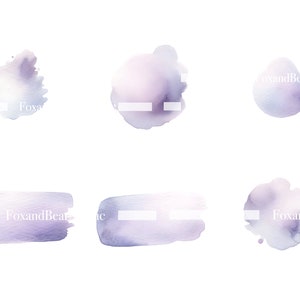 Puede incluir: Seis elementos de dise&ntilde;o en acuarela en tonos morados y lavanda sobre fondo blanco. Las formas incluyen pinceladas y manchas. El texto "FoxandBear" es parcialmente visible.