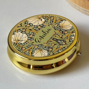 William Morris Olive Green Pimpernel Personalised Pill Box,Floral Stud Box, Keepsake Gift for Mum,Round Gold Jewellery Case,Christmas Gift