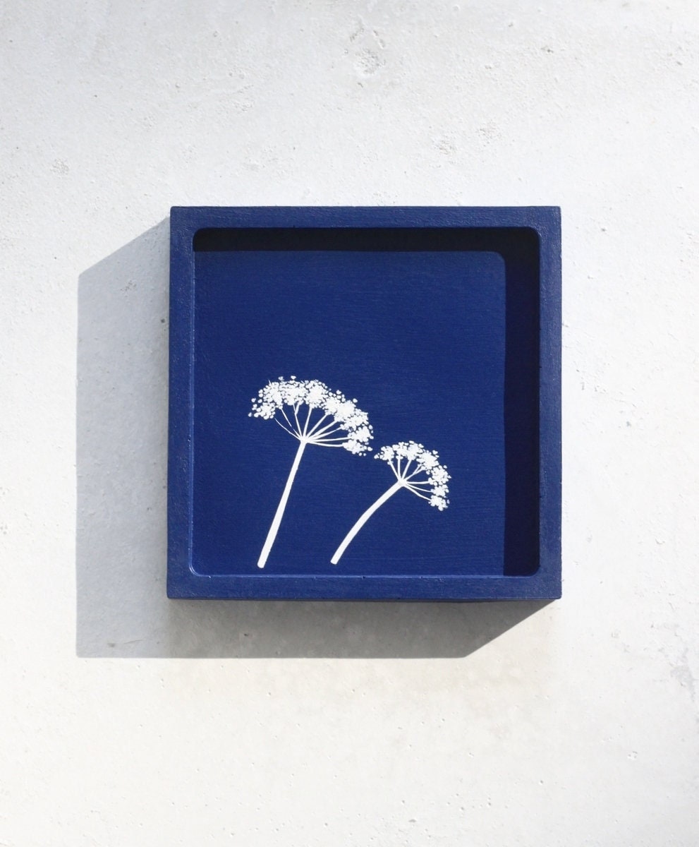 Coupelle Carrée Motif Fleuri, Peinte à La Main