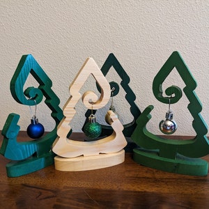 CNC Dateien: Weihnachtsbäume mit Ornament