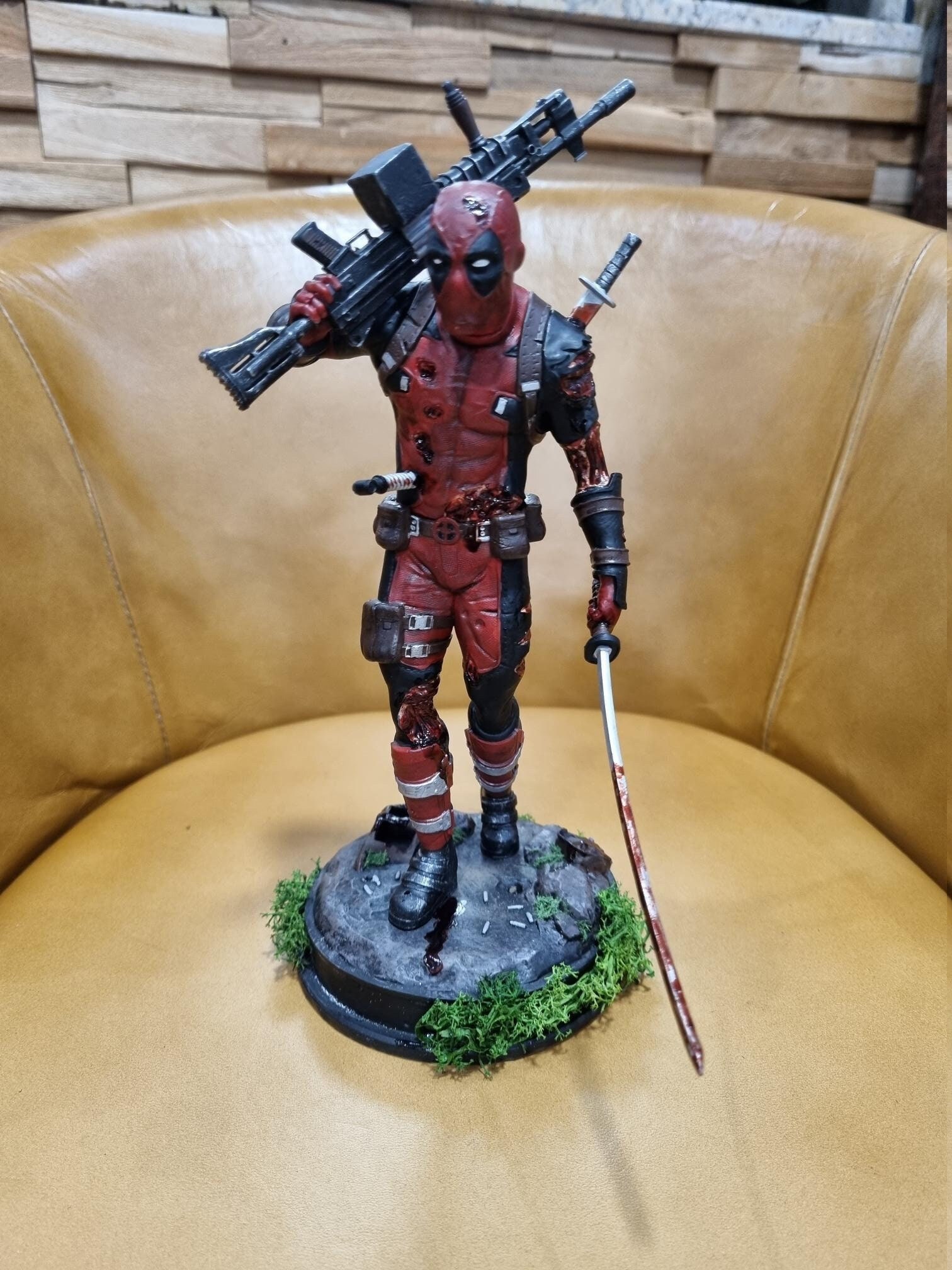 Deadpool Life-Size Statue, Marvel Classics, 185 cm
