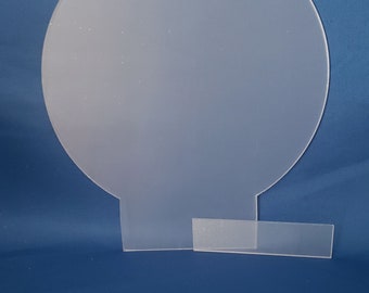 Rond acrylaat voor LED voet. ca. 5,75 doorsnee. 2 mm dik met afstandhouder.