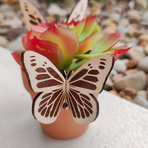 Handmade Wooden Butterfly Hangers, Flower Pot Decorations, Garden Decorations, Yard Art, Outdoor Living, Gifts for Butterfly Lovers